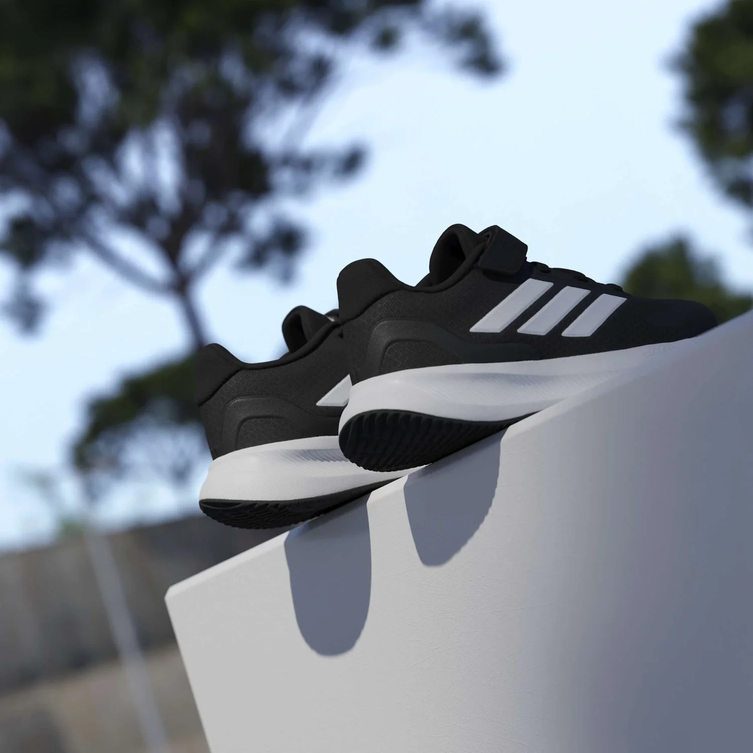 adidas Originals Core Black/Ftwr White/Ftwr White Runfalcon 5 El C Sneakers - Image 6