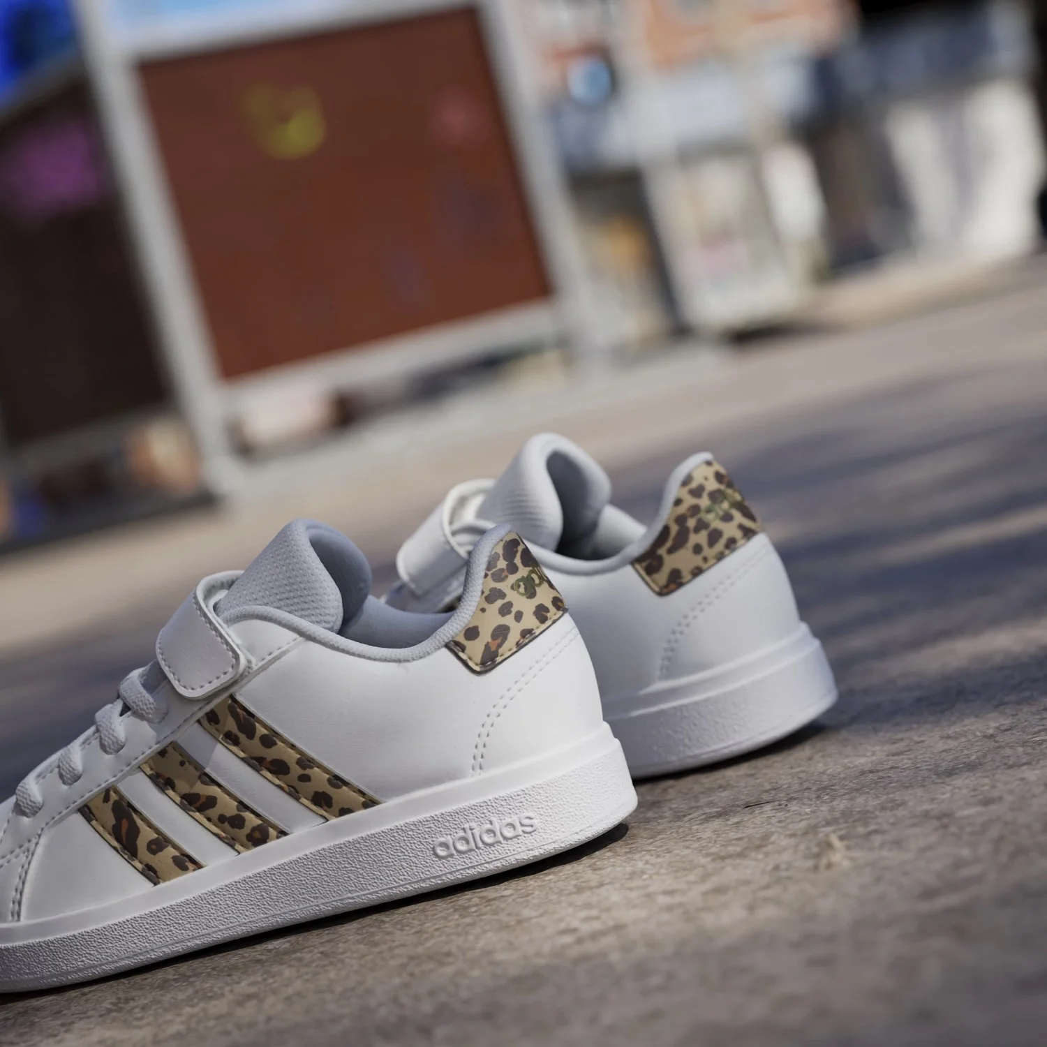 adidas Originals Ftwr White/Magic Beige/Matte Gold Grand Court 2.0 El C Sneakers - Image 8