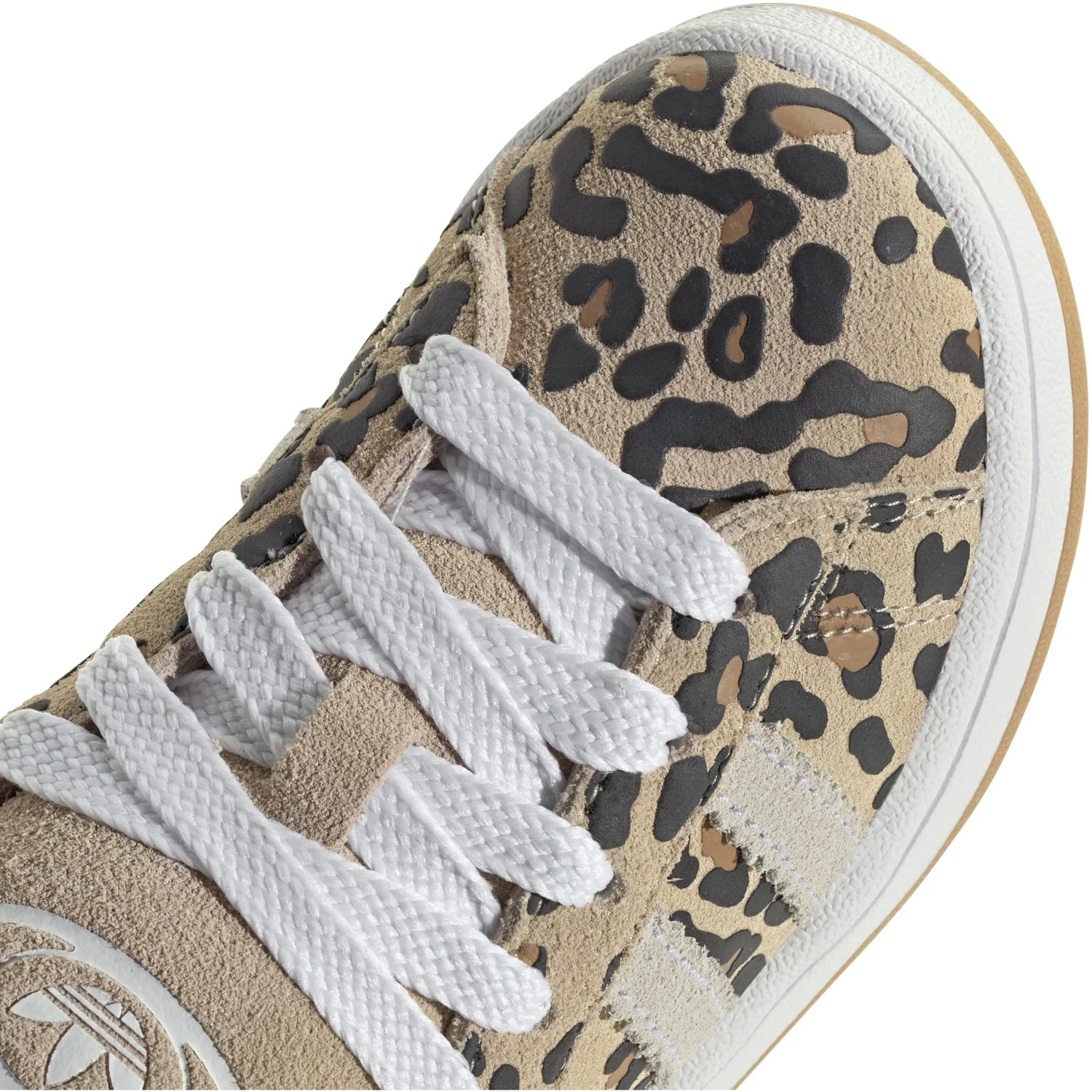 adidas Originals Sand Strata Ftwr White Gum 3 Campus 00S C Sneakers - Image 3
