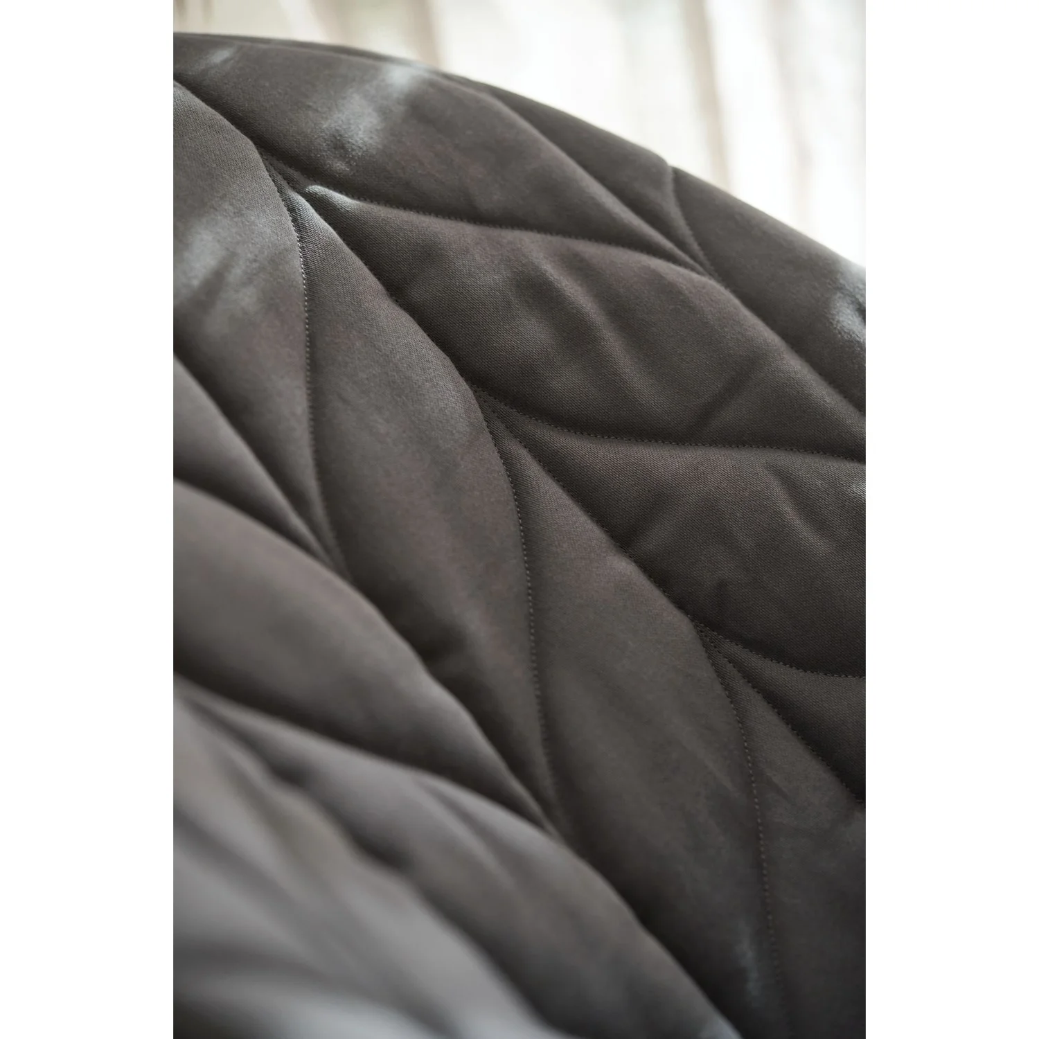 BabyBjörn Anthracite Grey Skråstol Bliss - Vævet, Blomsterbladsquilt - Image 18