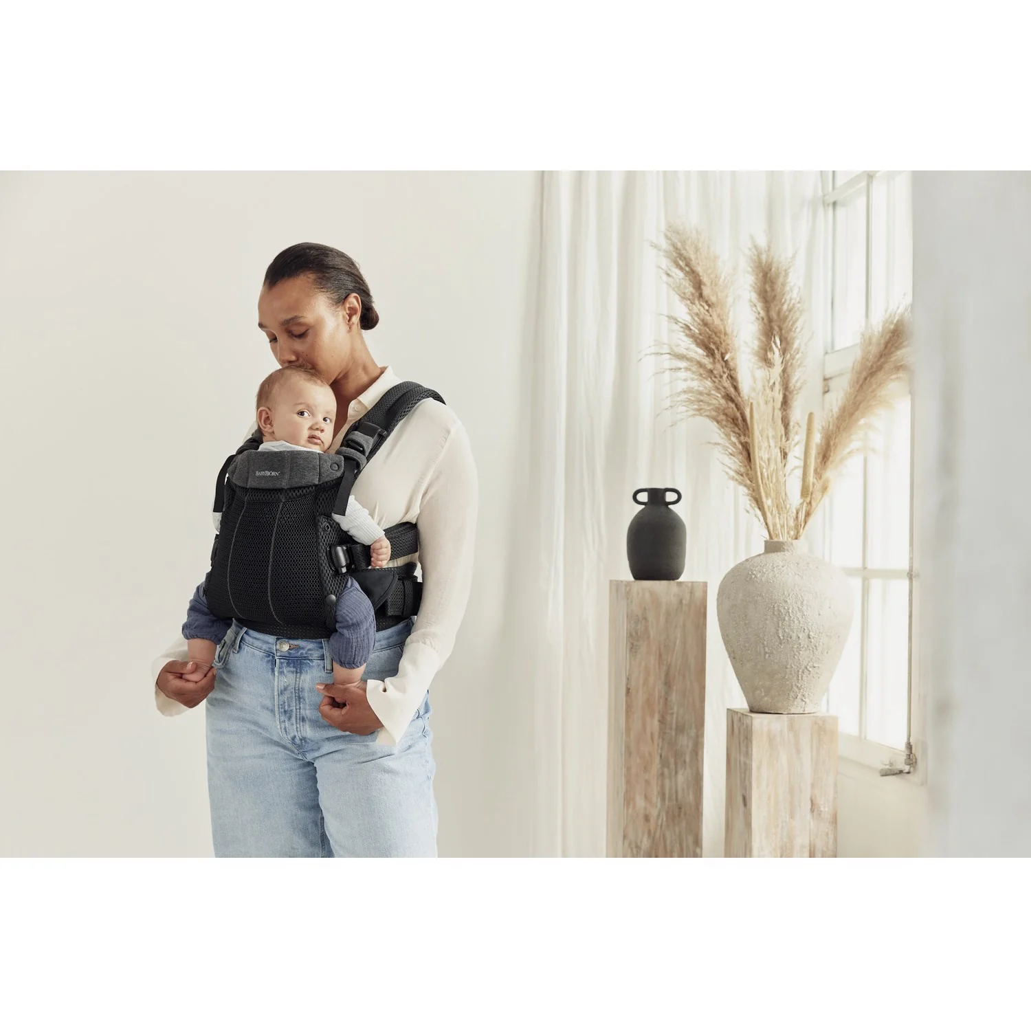 BabyBjörn Black Bæresele Harmony - Image 2