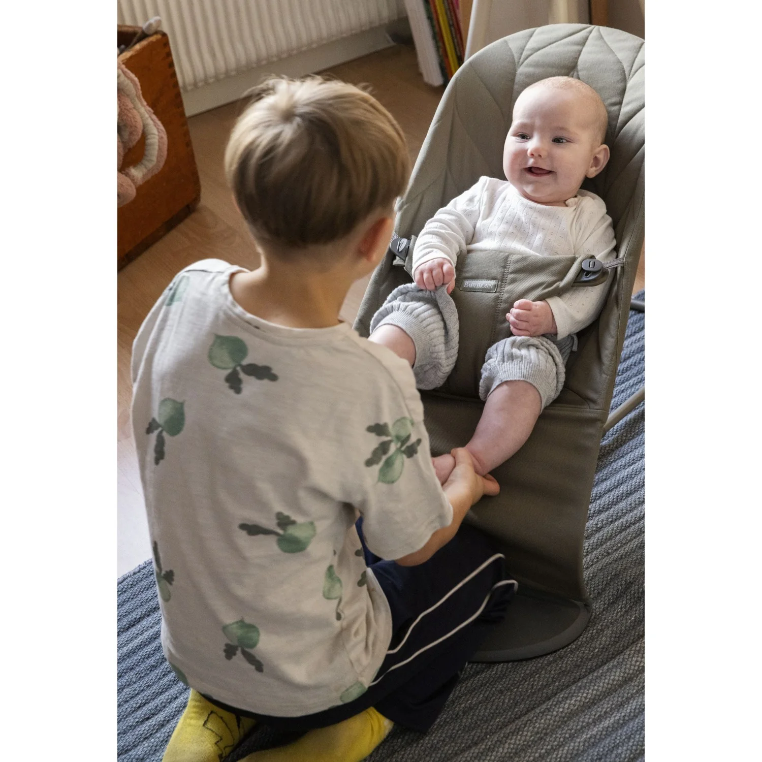 BabyBjörn Dark Green Skråstol Bliss - Vævet, Blomsterbladsquilt - Image 14