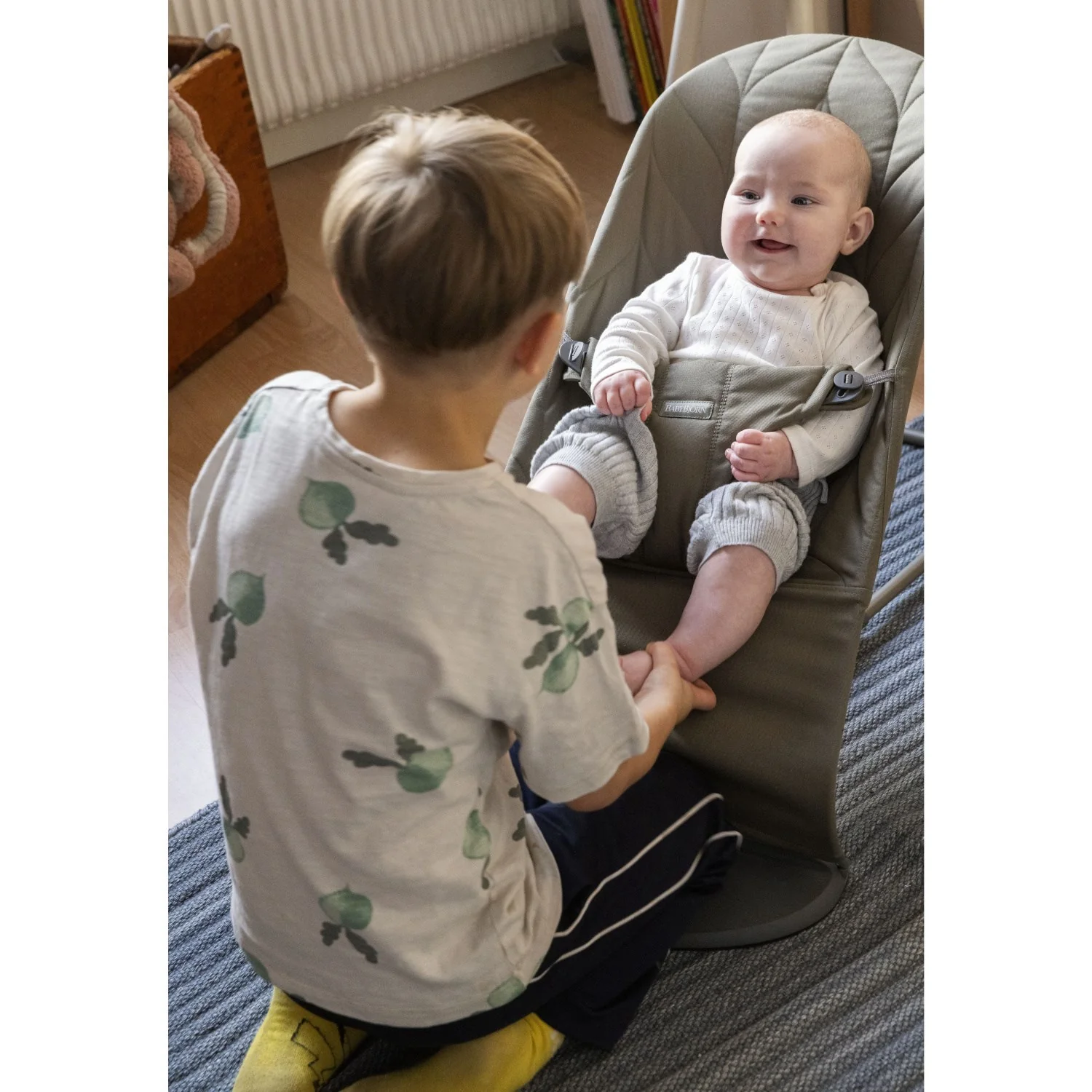 BabyBjörn Dark Green Skråstol Bliss - Vævet, Blomsterbladsquilt - Image 27