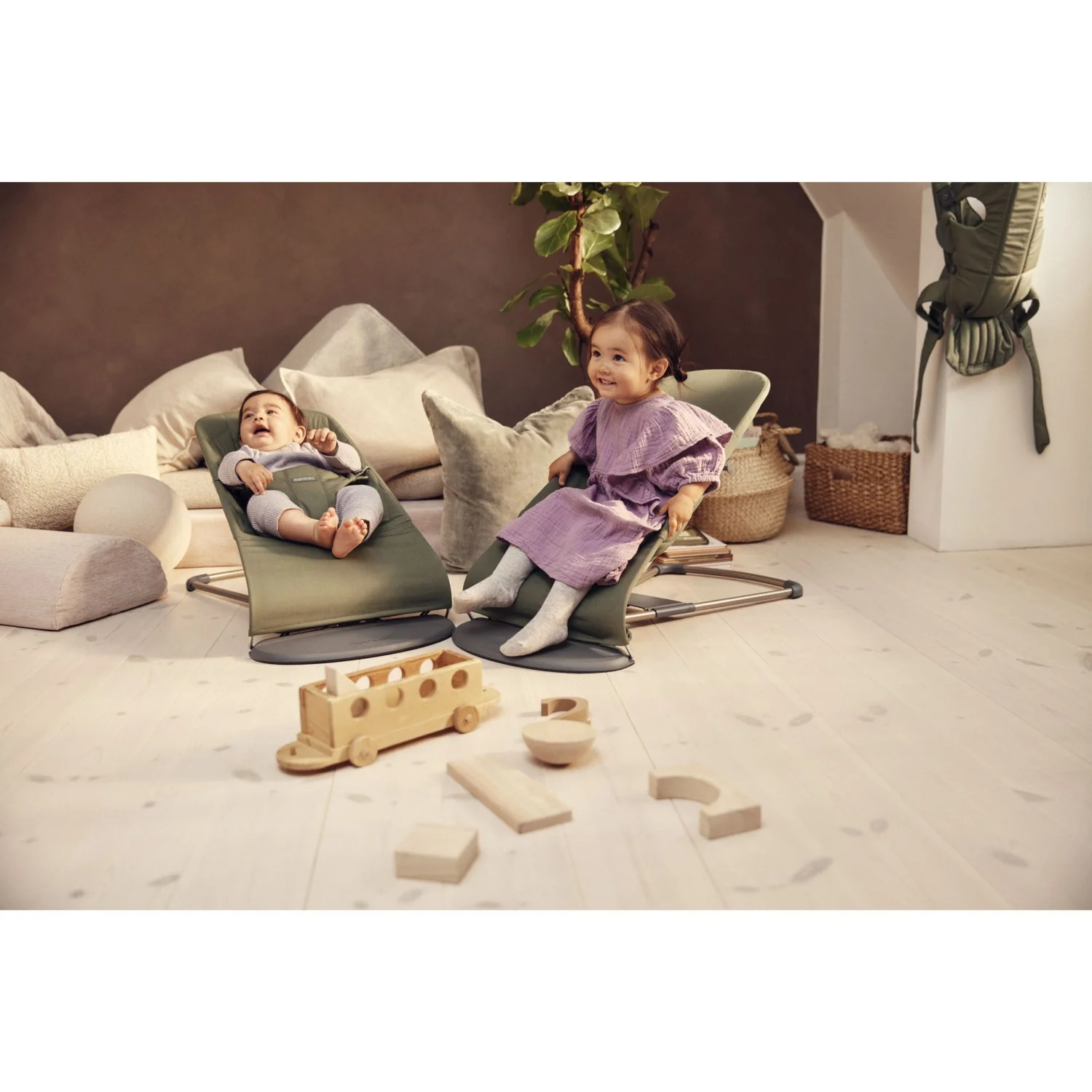 BabyBjörn Dark Green Skråstol Bliss - Vævet, Blomsterbladsquilt - Image 31