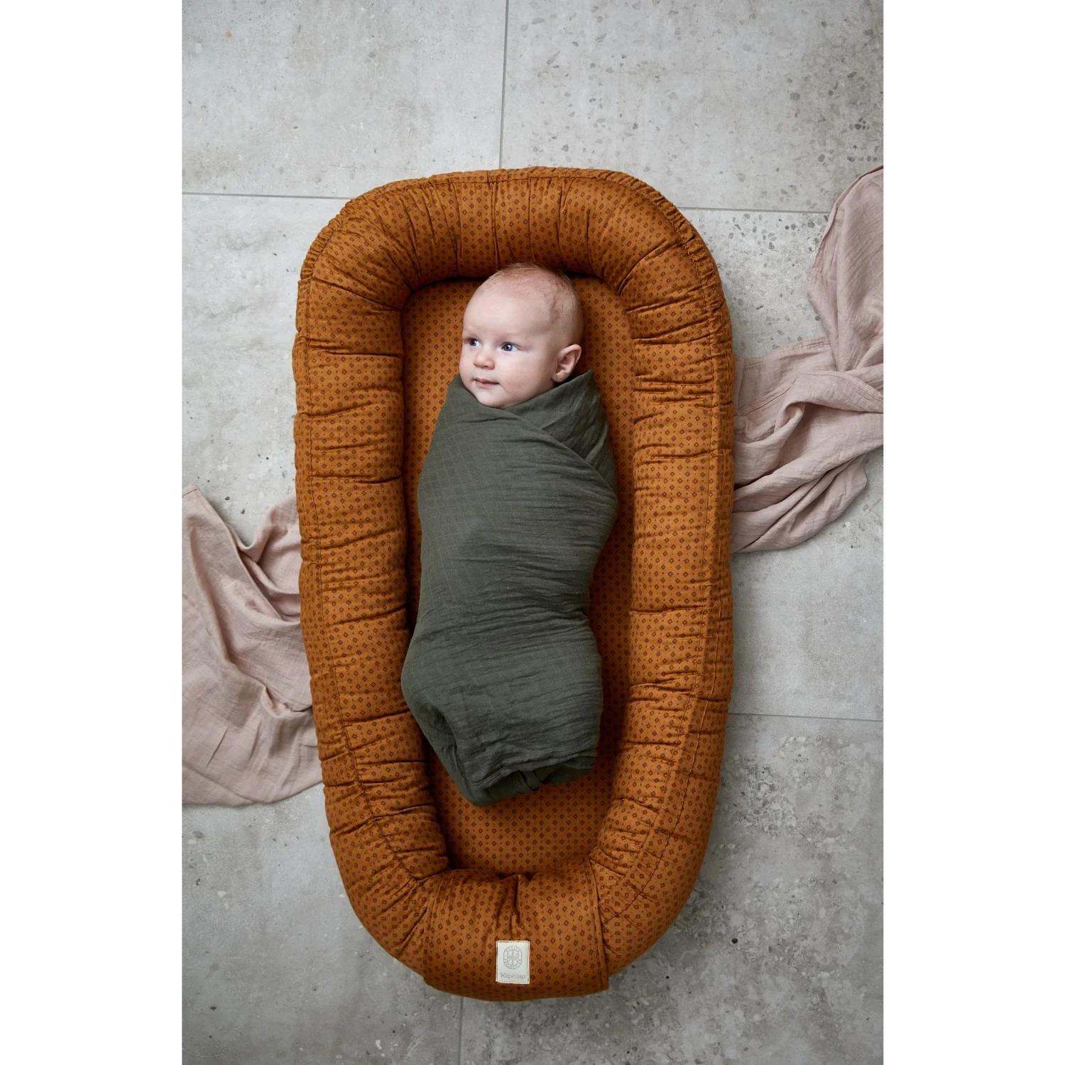 by KlipKlap Baby Nest Brown Indian Diamonds - Image 3