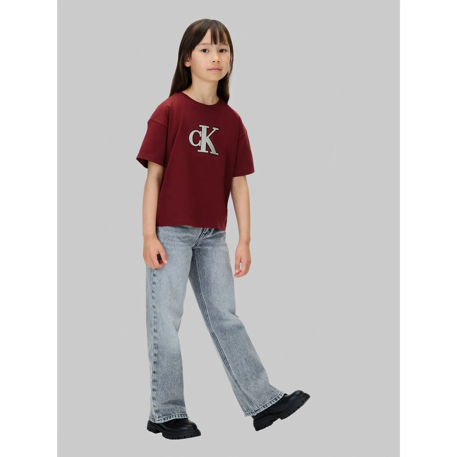 Calvin Klein Raspberry Chocolate Festive Graphic Ss T-Shirt - Image 2
