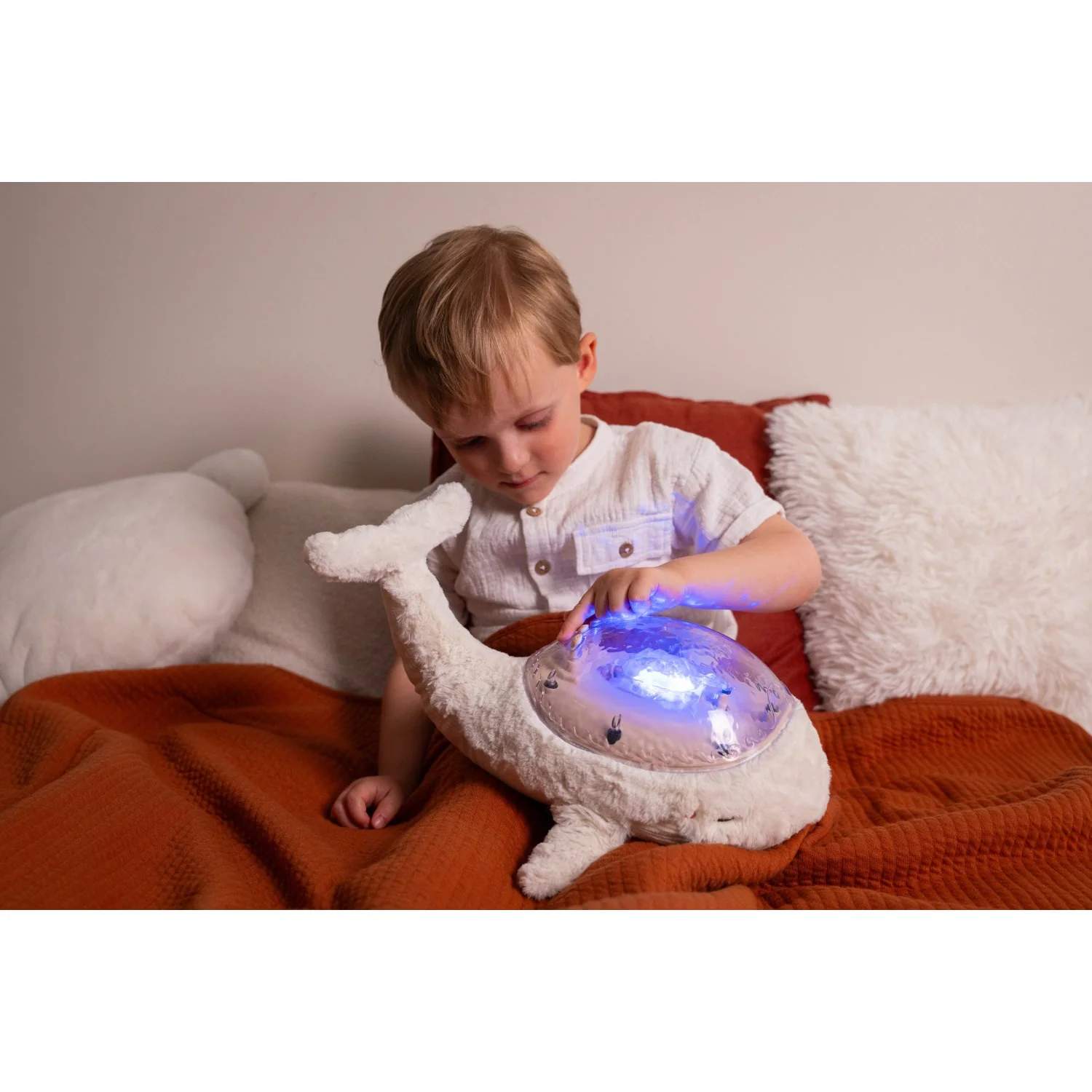 Cloud B Hvid Tranquil Whale - Rechargeable - Image 2