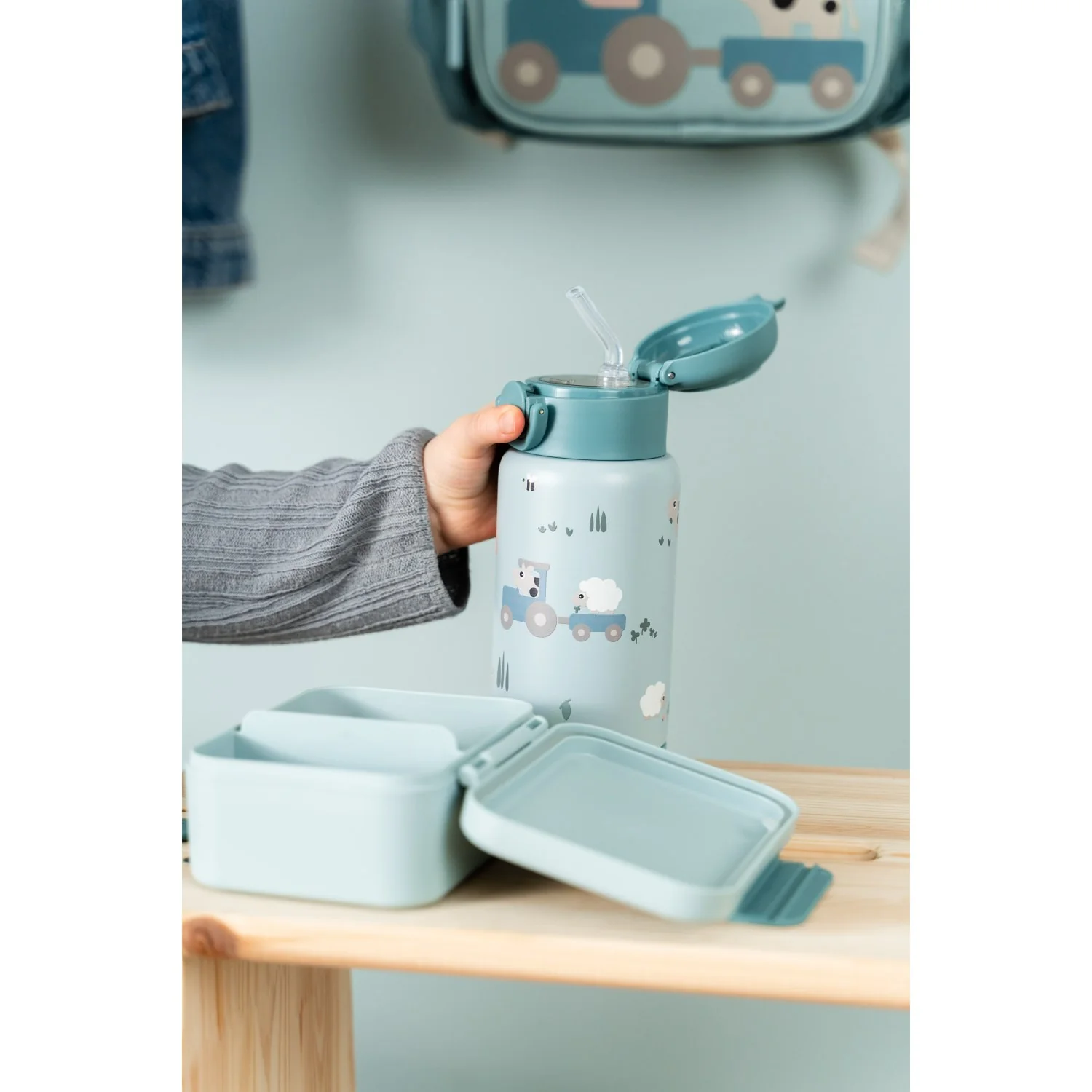 DonebyDeer Blue Tiny Farm Tiny Madkasse Med Snack Picks - Image 5