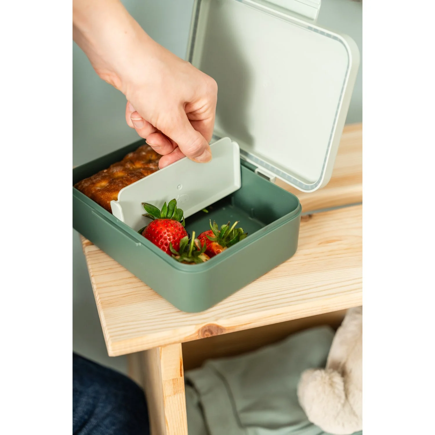 DonebyDeer Green Tiny Trails Madkasse Med Opdeler - Image 15
