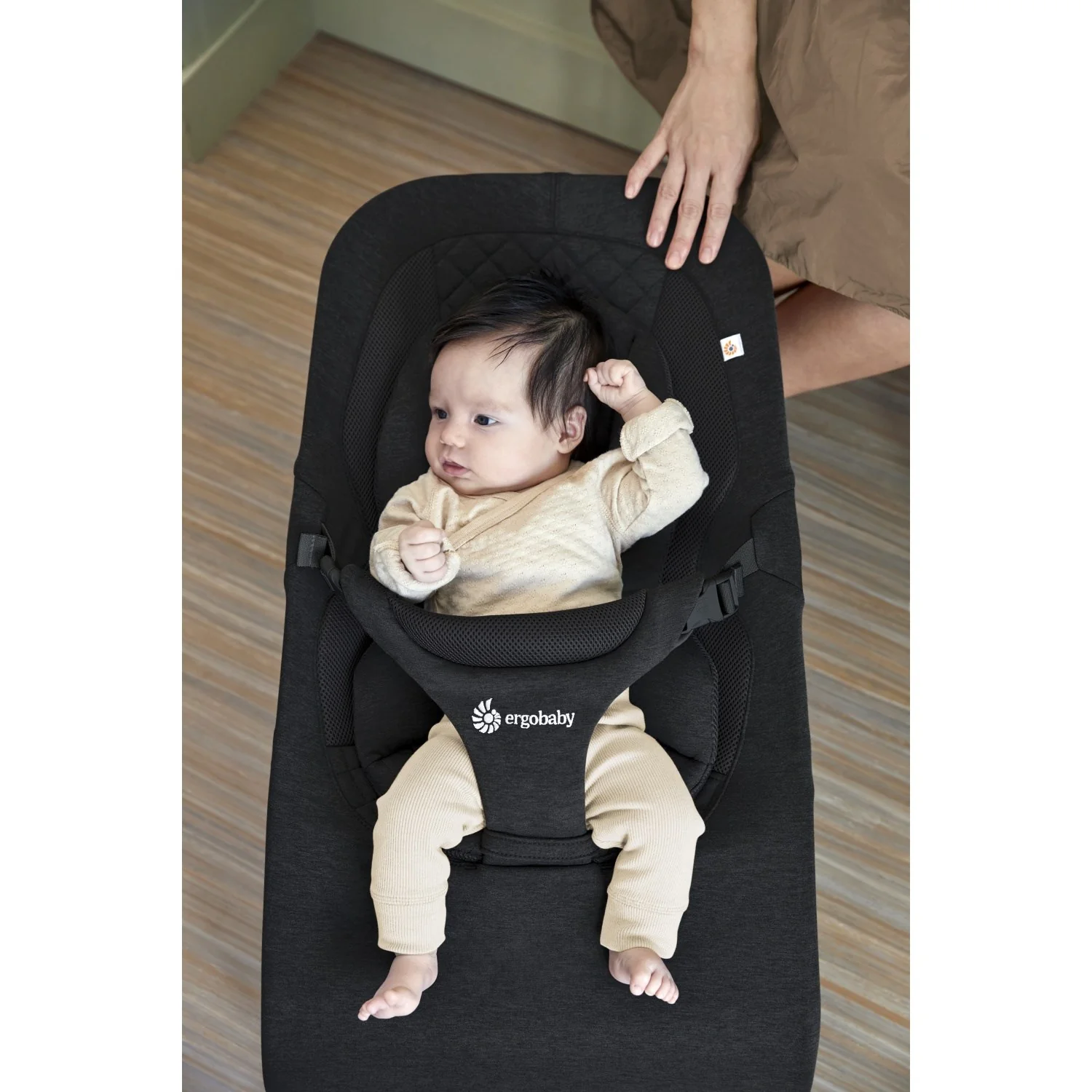 Ergobaby Onyx Black Evolve Bouncer - Image 6