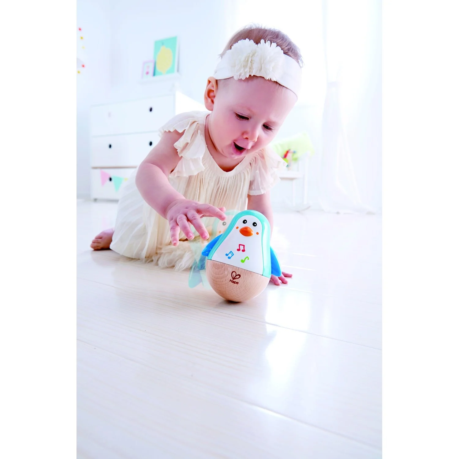 Hape Penguin Musikalsk Tumbler - Image 3
