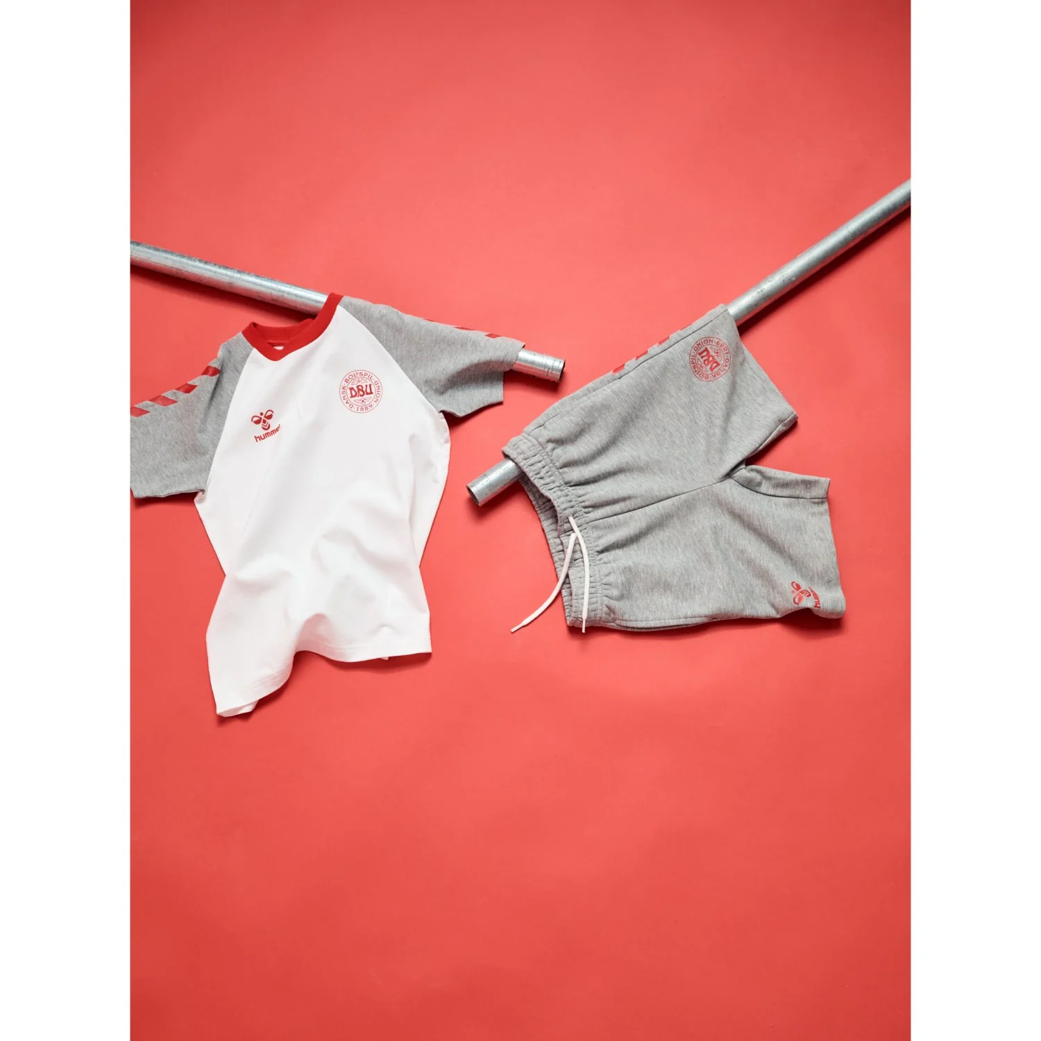Hummel Grey Melange Jr Reg Dbu Shorts - Image 2