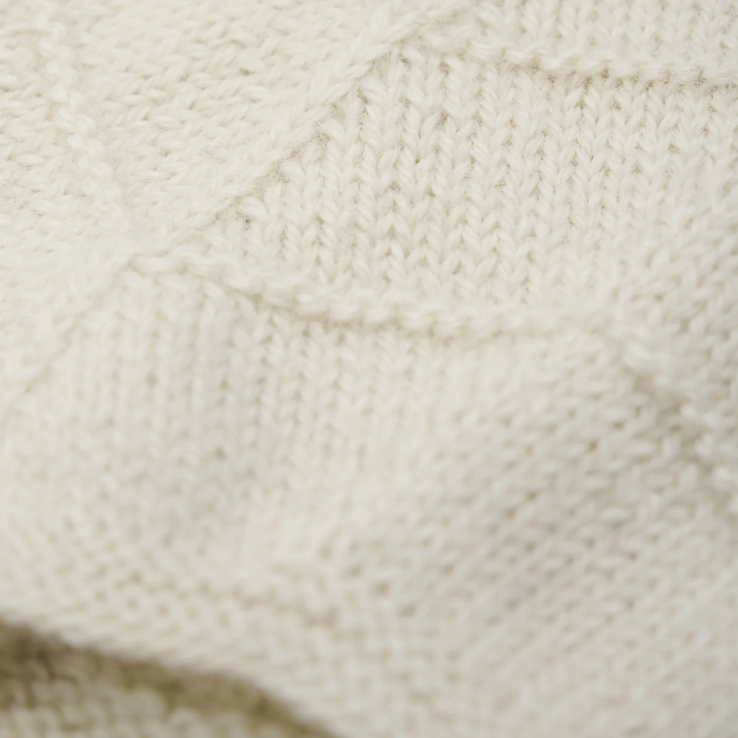 Huttelihut Off-White Bonnet Ears Alpaca Uld Strik - Image 2