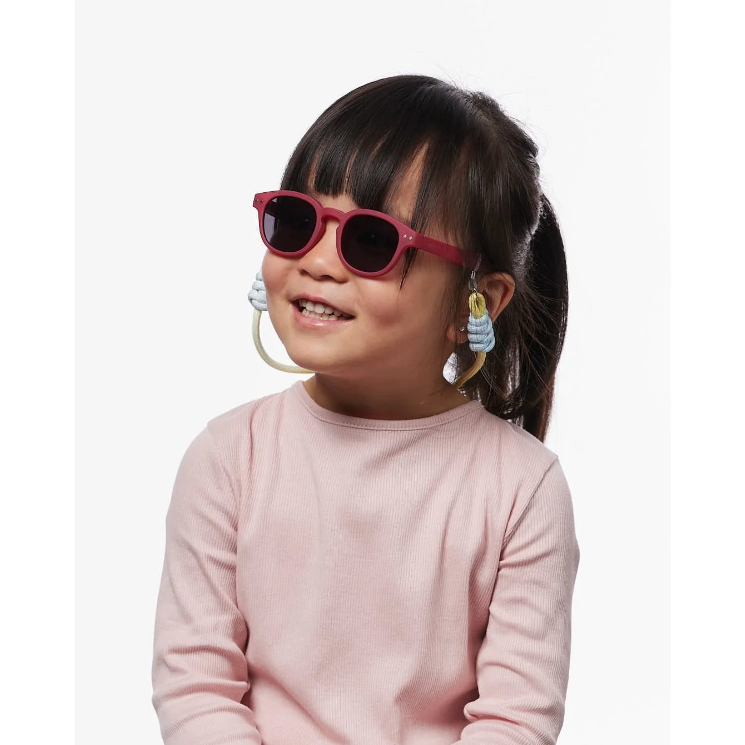 Izipizi KIDS 3/5 C Cranberry Solbriller - Image 3