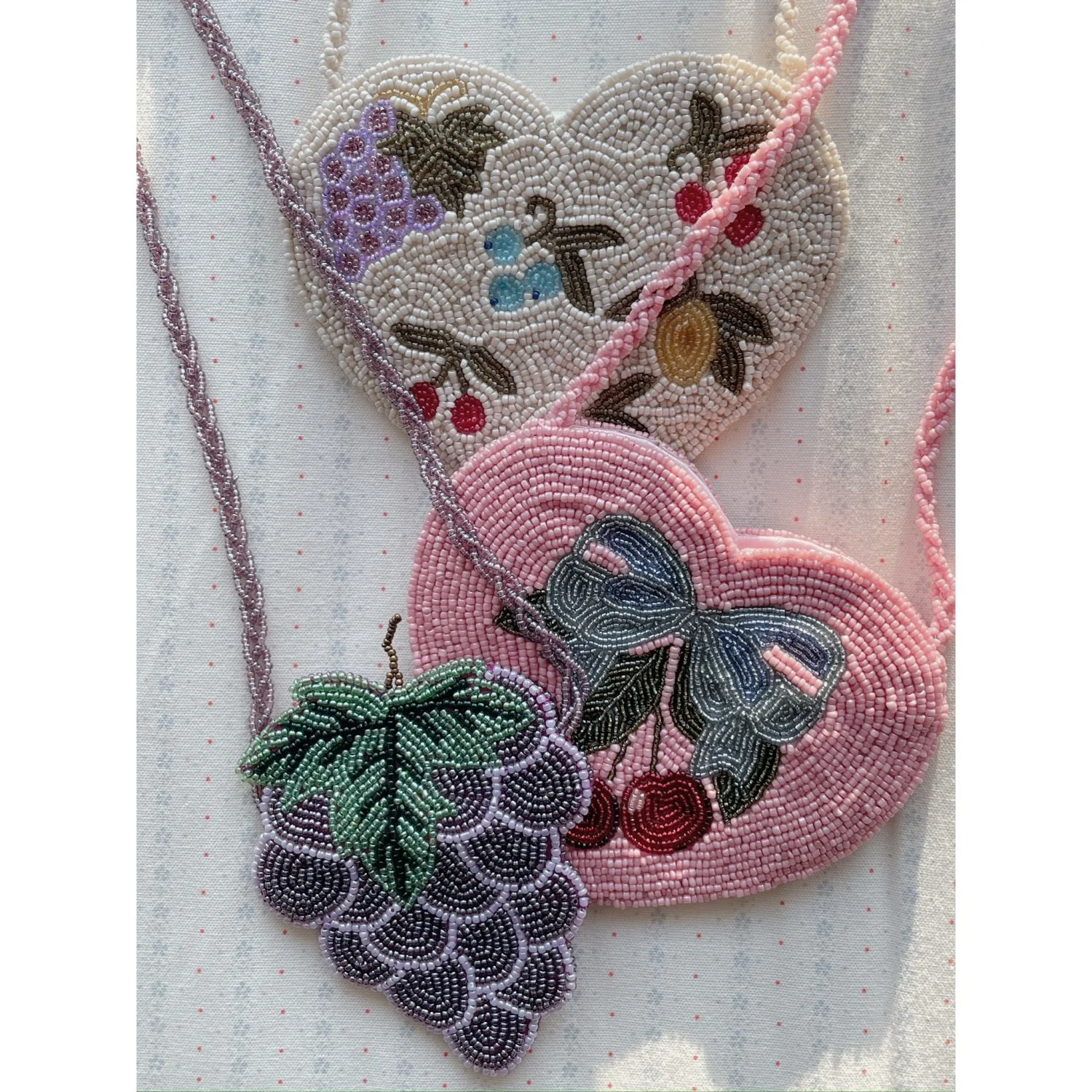 Konges Sløjd Amarena Beaded Heart Taske - Image 3