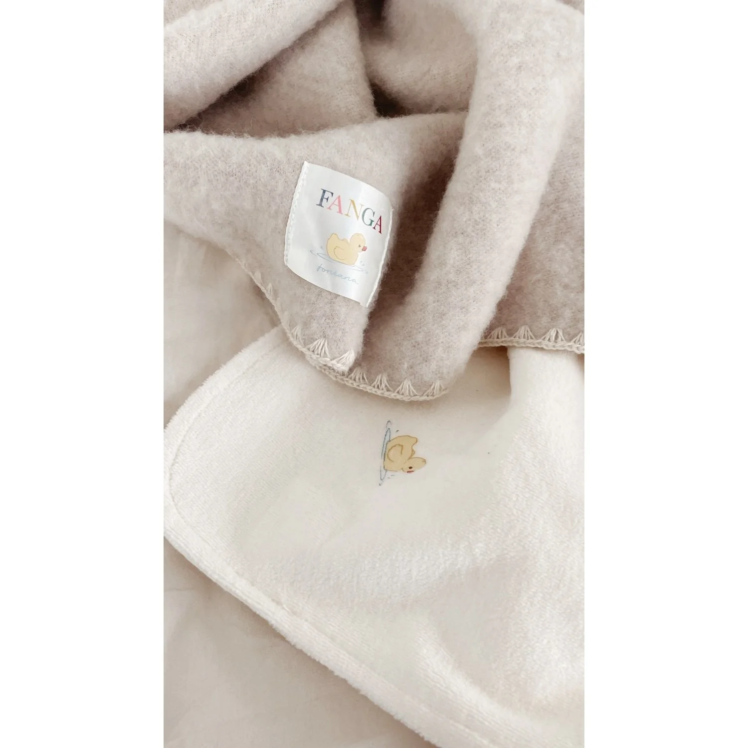 Konges Sløjd Fanga Fontana Oatmeal Melange Erba Uld Fleece Baby Tæppe - Image 2