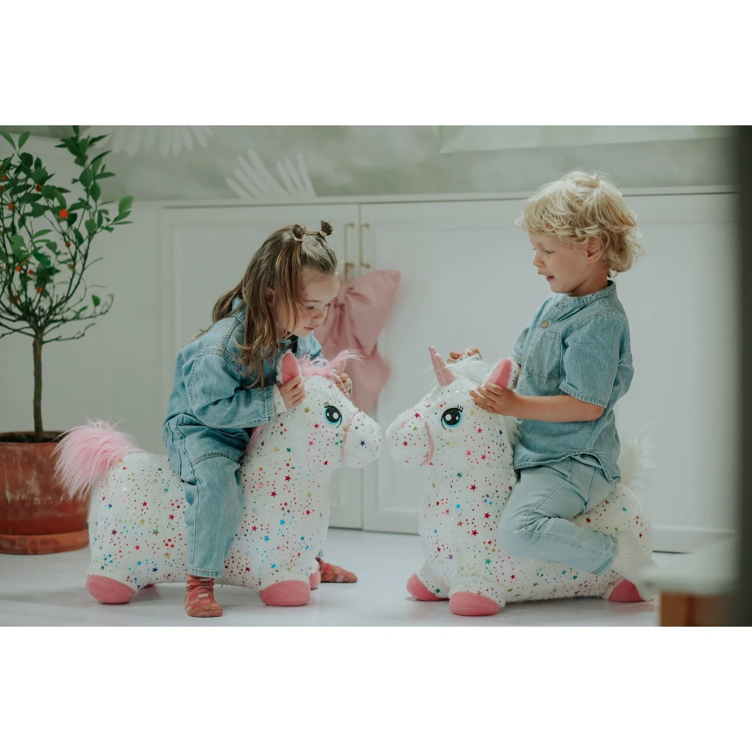 KREA® Hop Og Hop Plys Enhjørning - Image 2