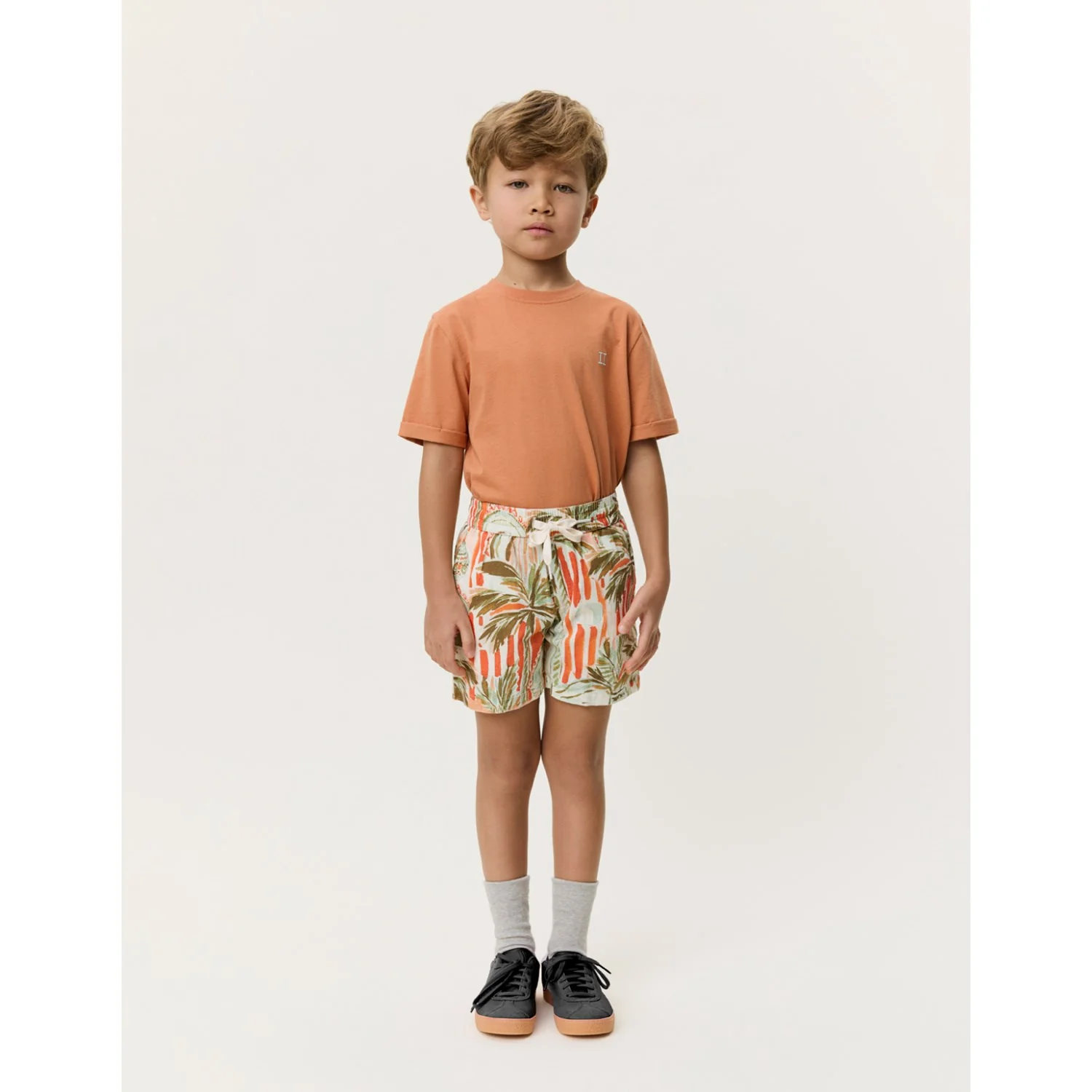 Les Deux Kids Raw Sienna Orange Palm AOP Shorts KIDS - Image 7