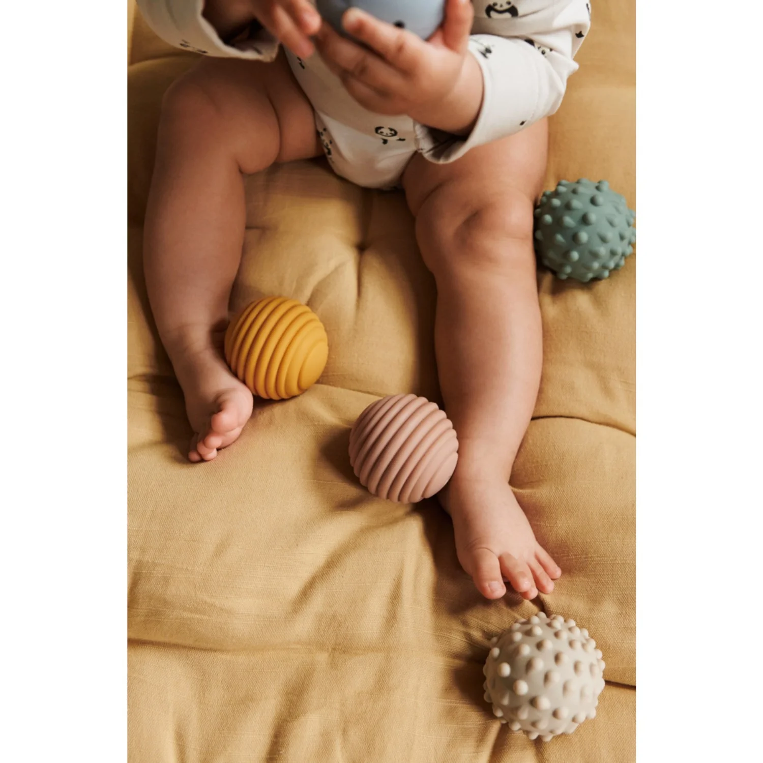 LIEWOOD Beach Blue / Multi Mix Dorian Baby Sensory Balls - Image 2