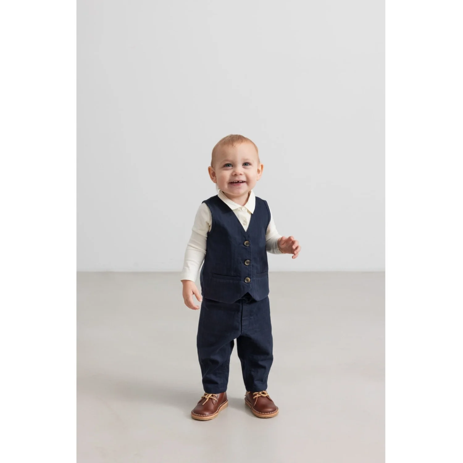 MarMar Herringbone Twill Pilot Navy Jason Vest - Image 3