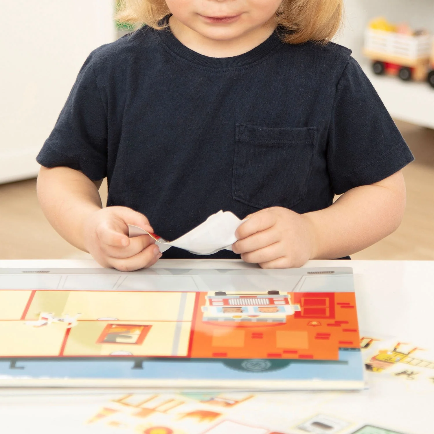 Melissa & Doug Multifarvet Reusable Sticker Pad My Town - Image 3