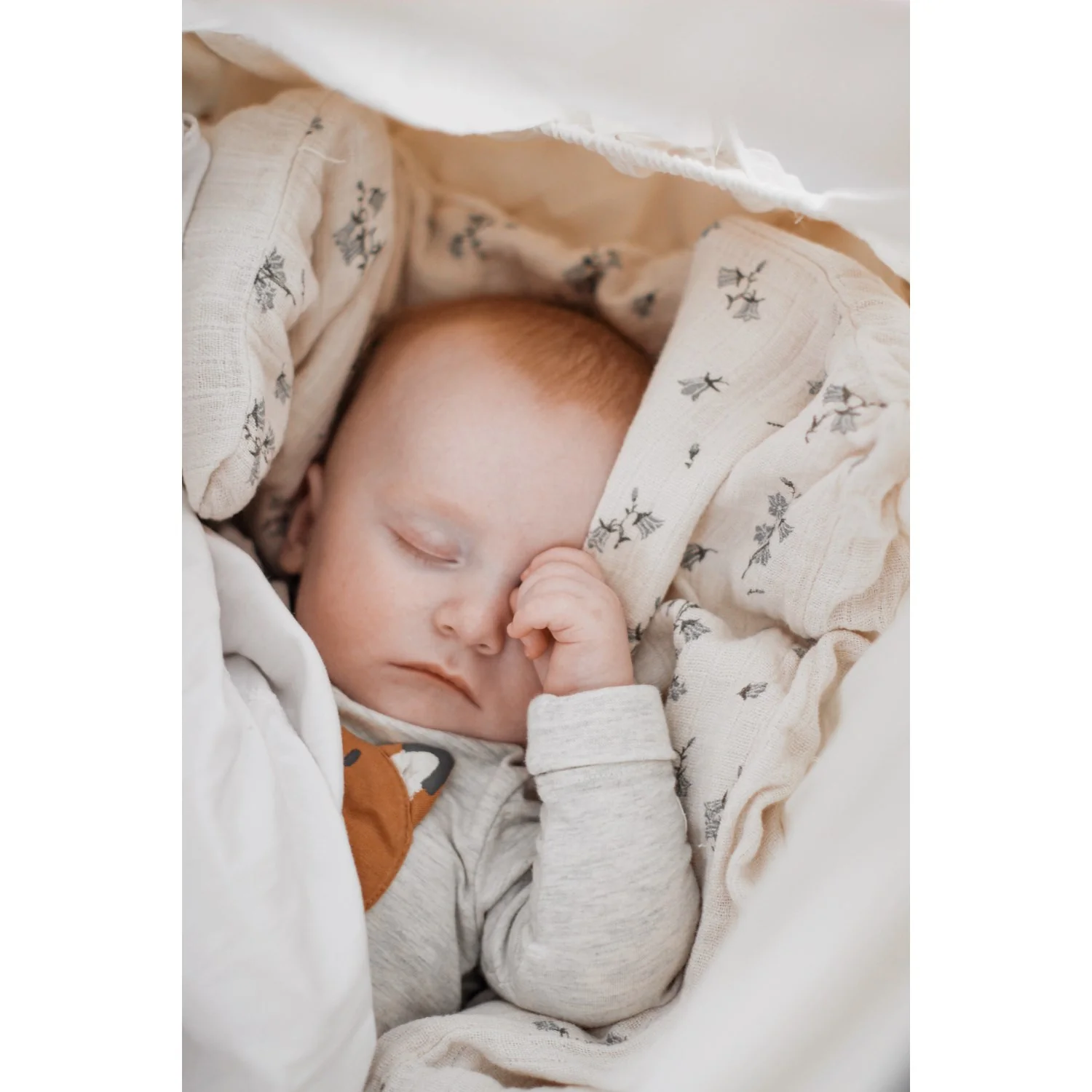 MEMBANTU Nature Organic Baby Slyngevugge Basic - Image 4