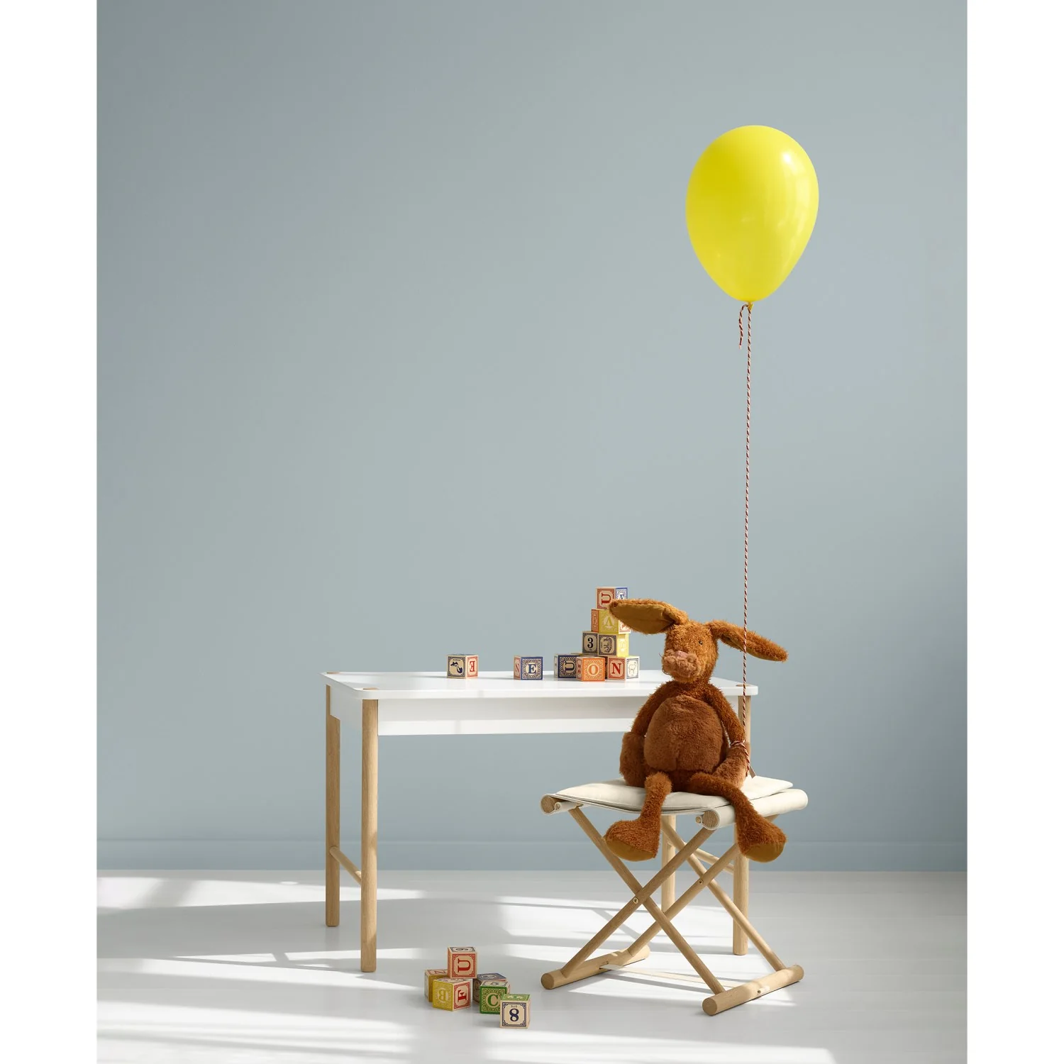 Oliver Furniture Camp Toddler Legebord White/Oak - Image 3