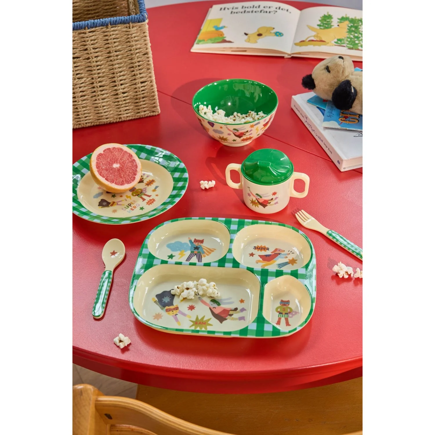 Rice Melamin Baby Dinner Sæt In Giftbox - Hero Print - Green - 4 Pcs - Image 2