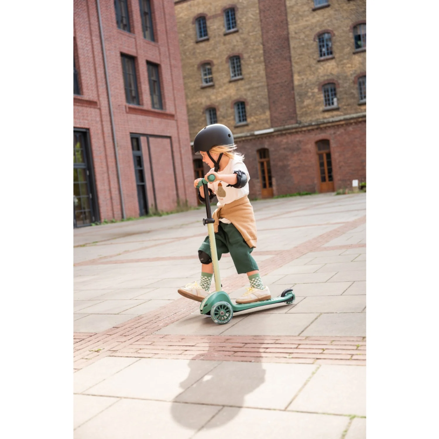 Scoot and Ride Forest Highwaykick 3S - Image 7