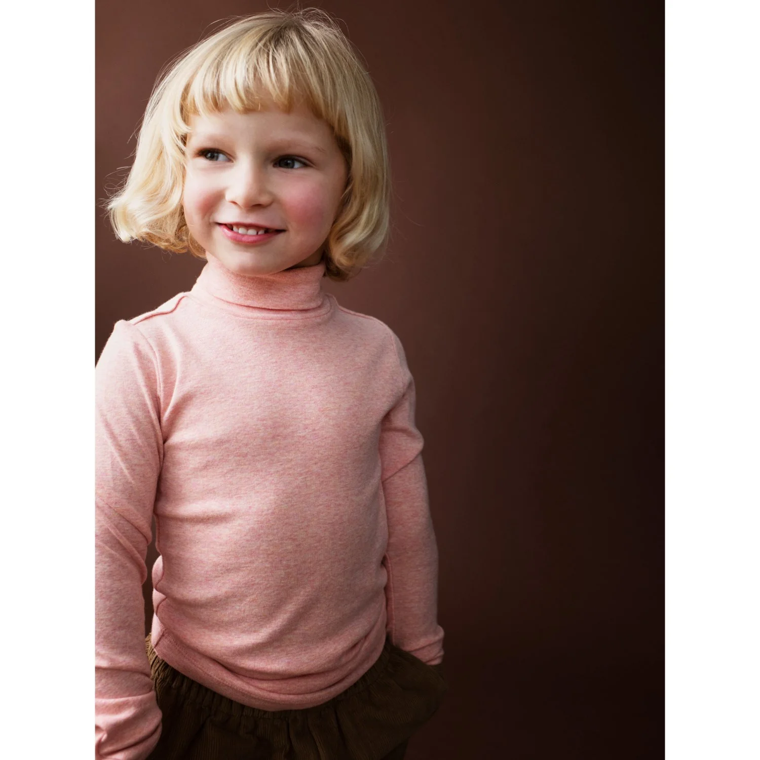 Serendipity Coral Turtleneck Bluse - Image 3