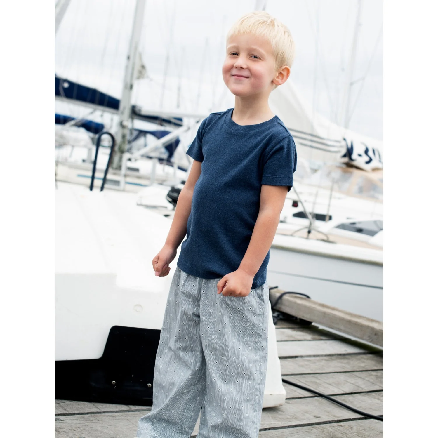 Serendipity Navy Kort Sleeve T-shirt - Image 4