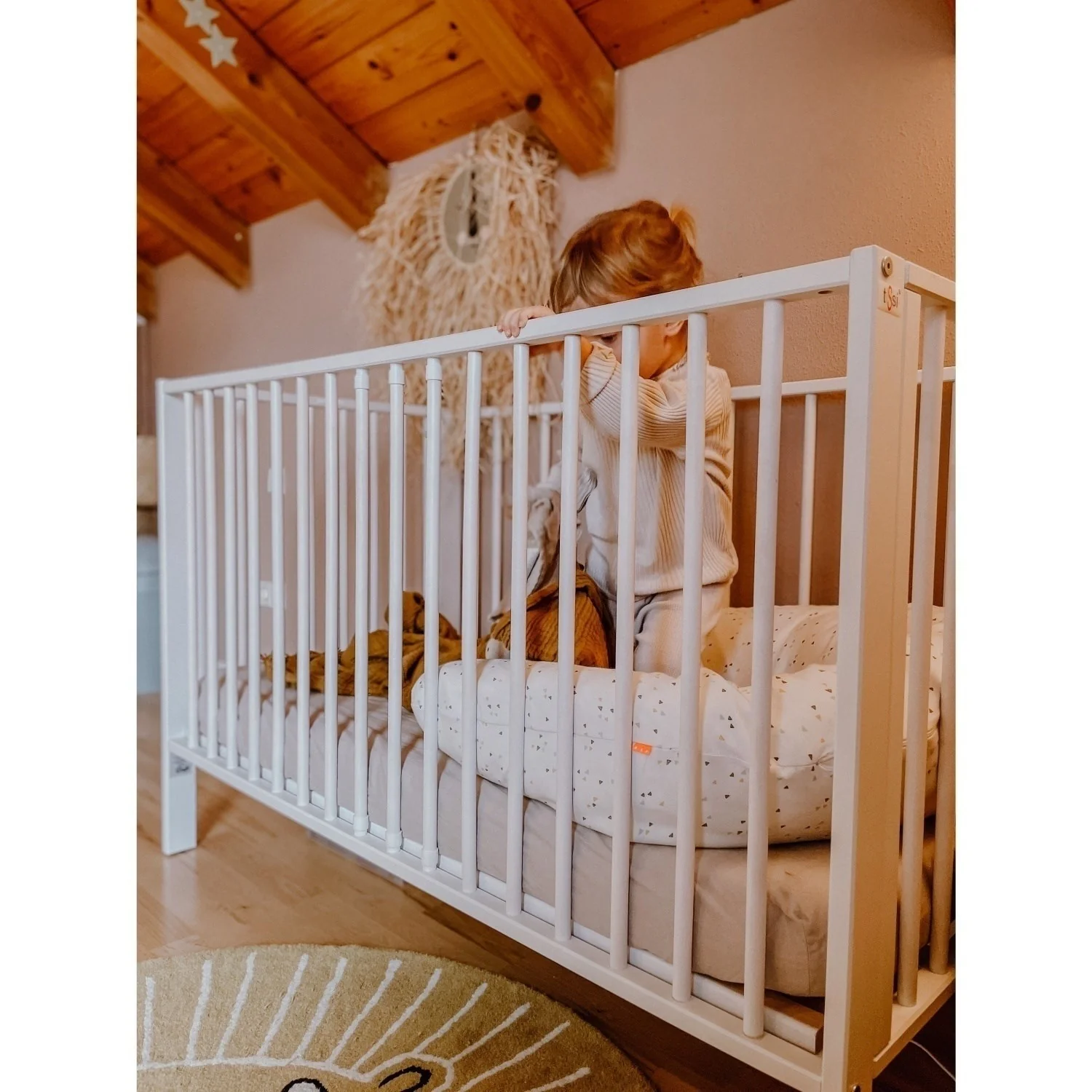 tiSsi® White Laquer Jori Sammenklappelig Børneseng Massiv Bøg - Image 28