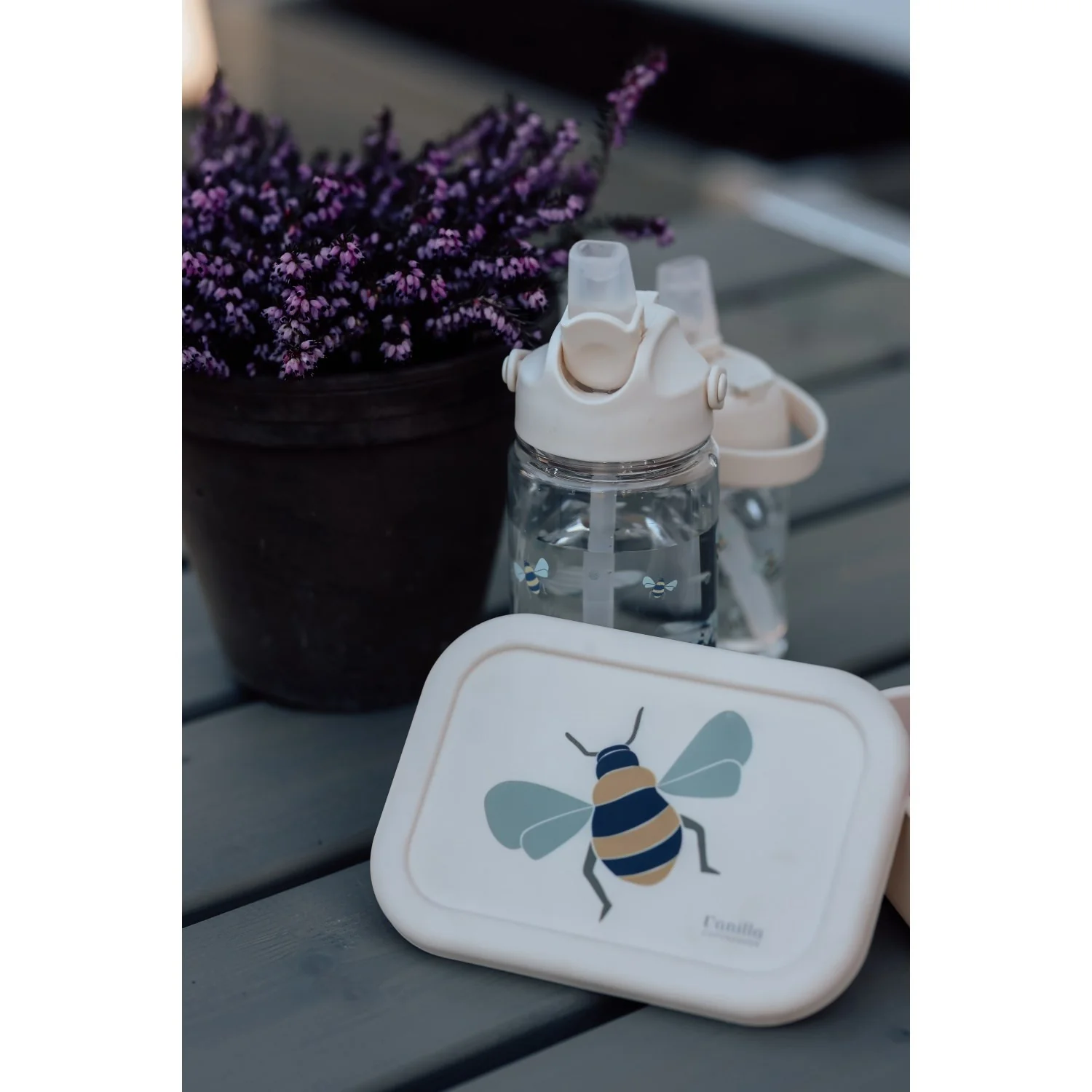Vanilla COPENHAGEN Honeybee Happy Madkasse - Silicone - Image 4