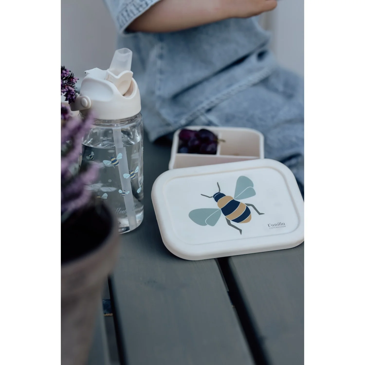 Vanilla COPENHAGEN Honeybee Happy Madkasse - Silicone - Image 5